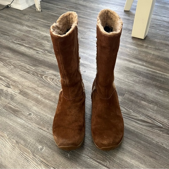 Patagonia Suede Waterproof Boots - Picture 3 of 8